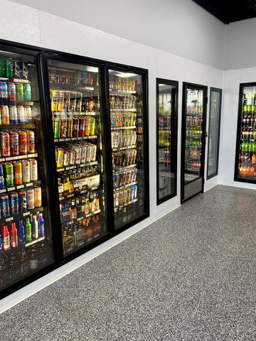 Ice merchandising equipment